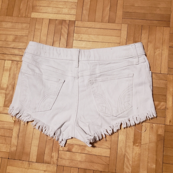 Hollister white jean fringed shorts - Picture 2 of 3